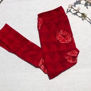 LuLaRoe Valentines Leggings Tall/Curvy
